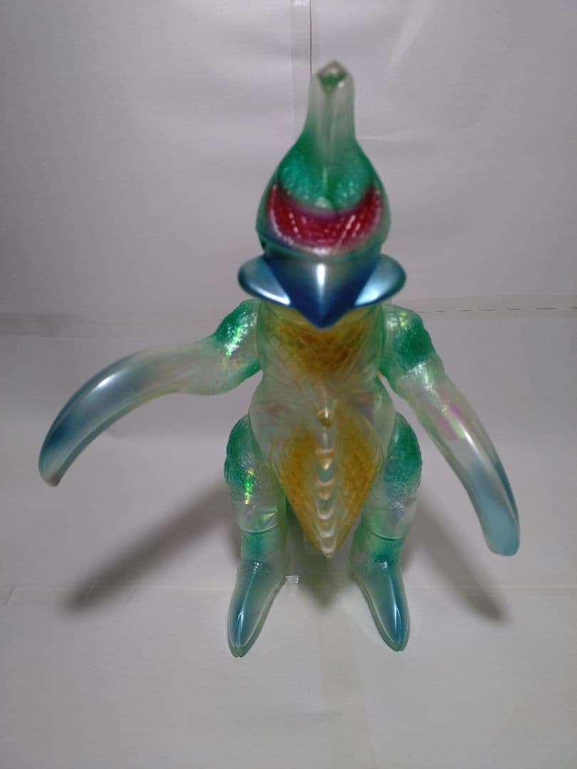 ブルマァク復刻 ガイガン オーロラ ソフビ GIGAN - メルカリ