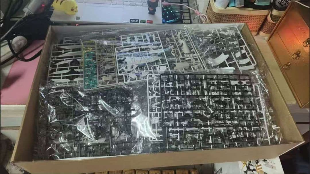 白雪姫ウイングガンダム 金属フレーム 未組立