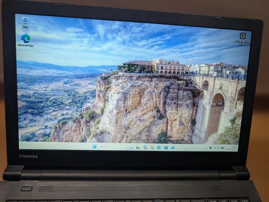 TOSHIBA ノートPC dynabook B35 第5世代Core i3