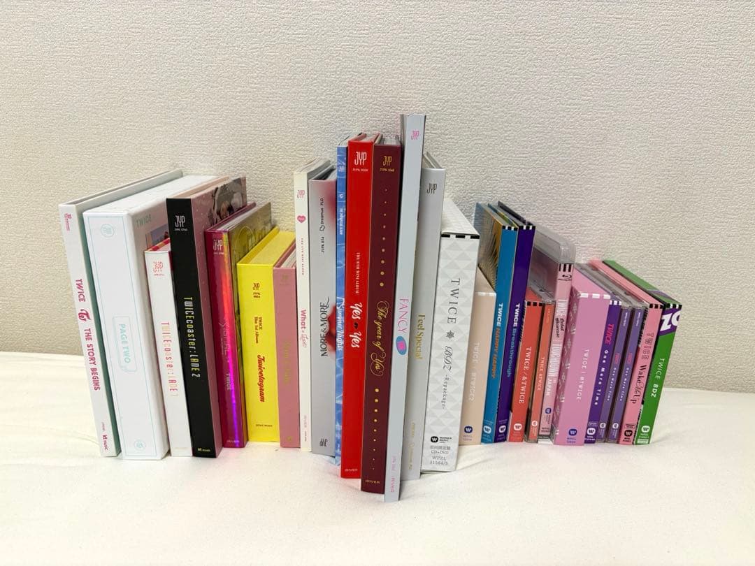 TWICE アルバム まとめ売り K-POP - メルカリ