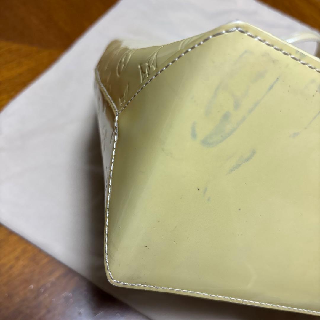 アイボリー ルイヴィトン ヴェルニ ウィルシャーMM トートバッグ