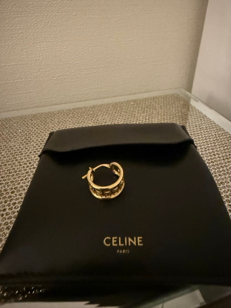 最終値下げします。 CELINE トリオンフ マルチフープピアス片耳 m33339289909_1.jpg?1762580815