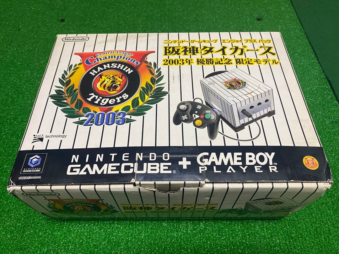 ゲームキューブ阪神タイガース2003年優勝記念限定モデル