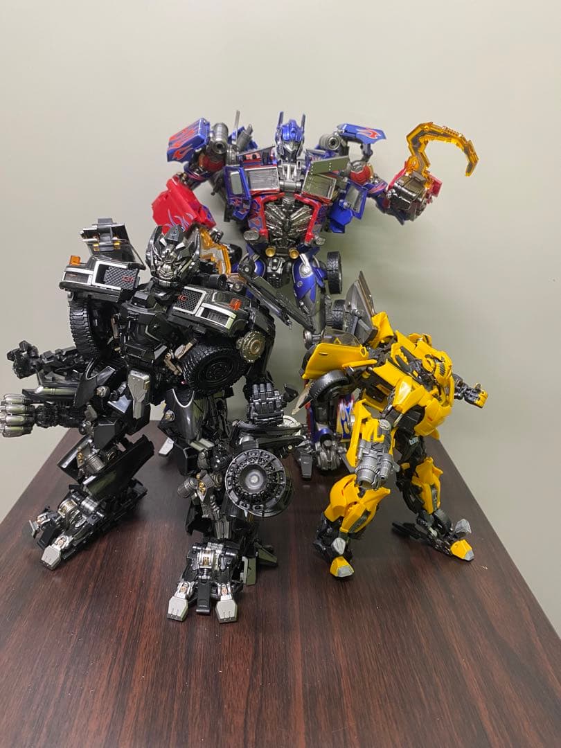 トランスフォーマー アイアンハイド 【非正規品】 - メルカリ