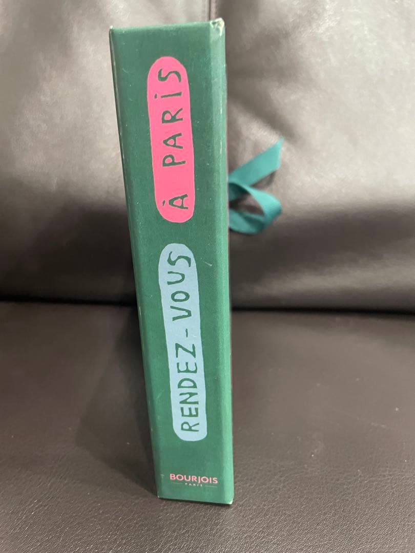 ギ*ク様 【未使用】 BOURJOIS ブルジョワ アイシャドウ チーク ギフト