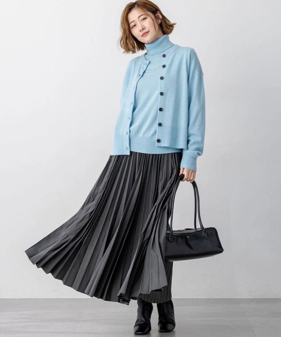 新品 23区 今季 完売 ピュアカシミヤ クルーネック カーディガン 38