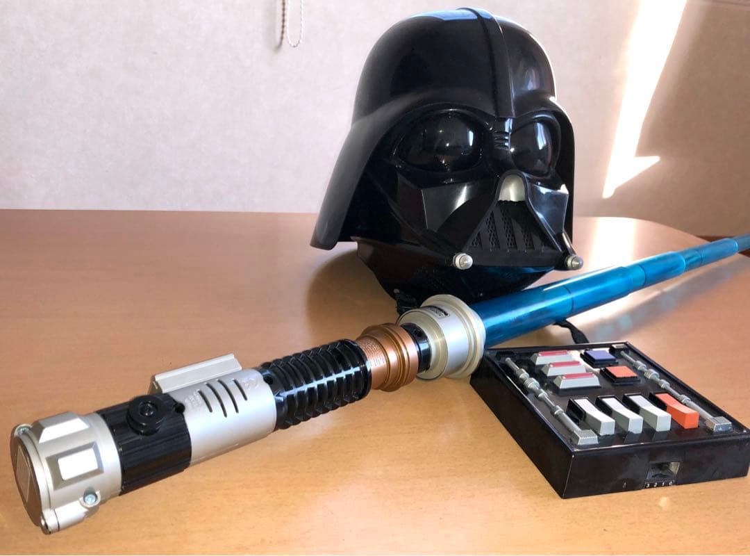 ライトセーバージャンク&ダースベイダー マスクボイスチェンジャー