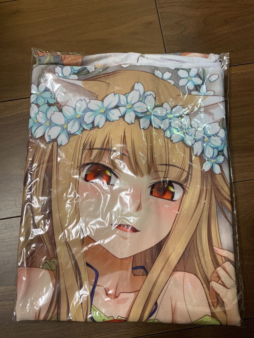 狼と香辛料 ホロ 抱き枕カバー - メルカリ