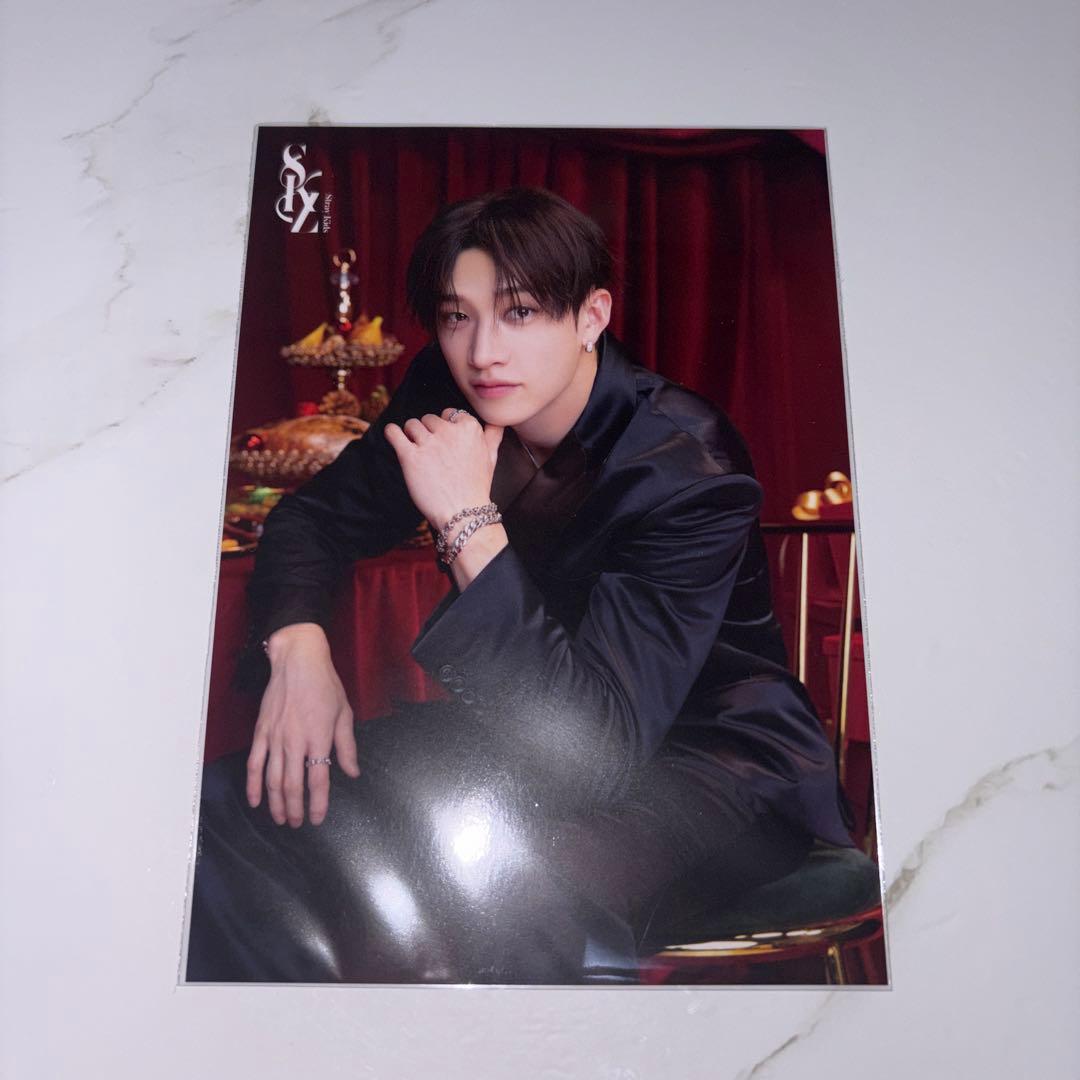 straykids クリスマス POPUP 2024 ラントレ バンチャン - メルカリ