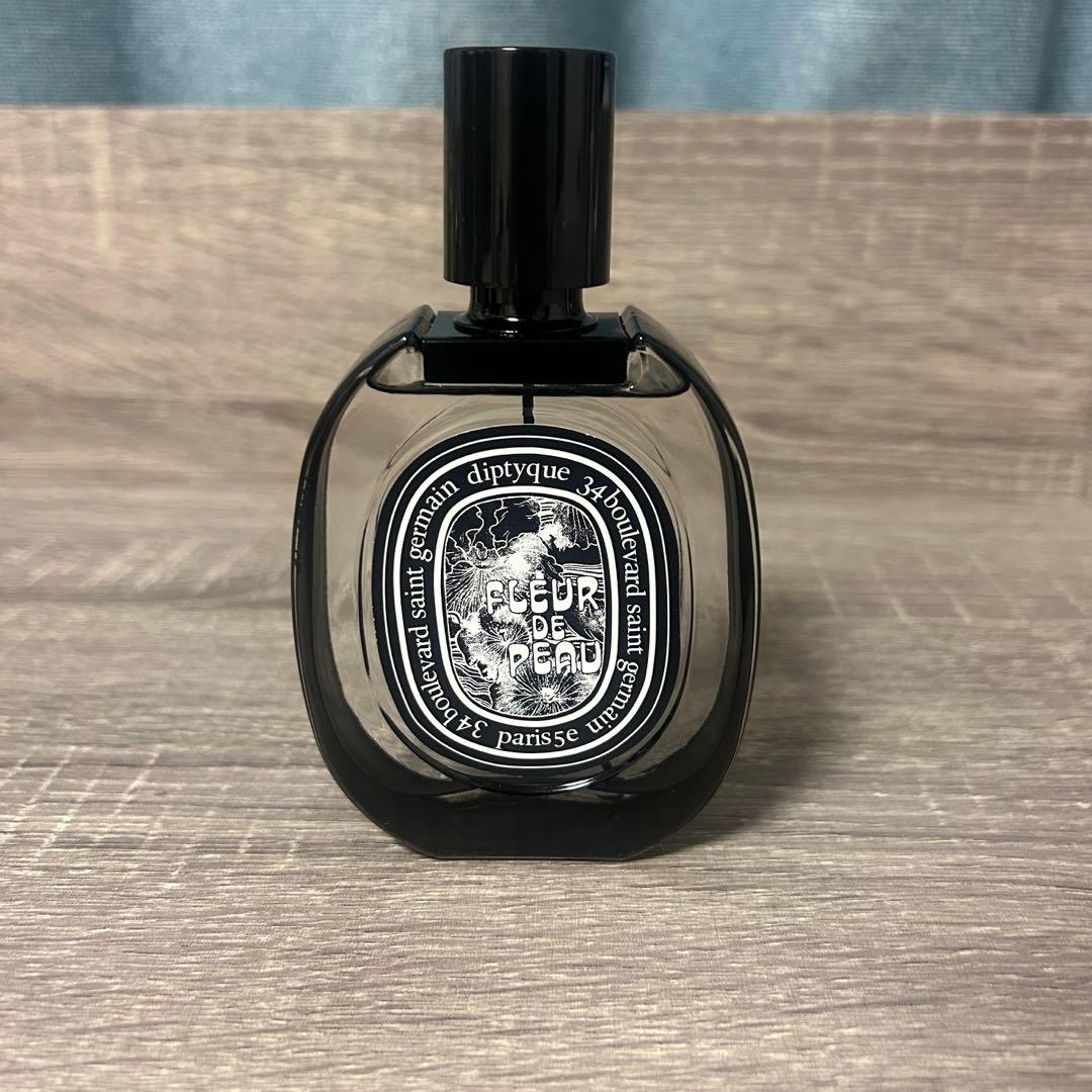 diptyque Fleur de Peau 香水 - メルカリ