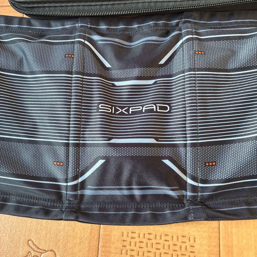 SIXPAD EMS腹筋ベルト 収納ケース付き - メルカリ