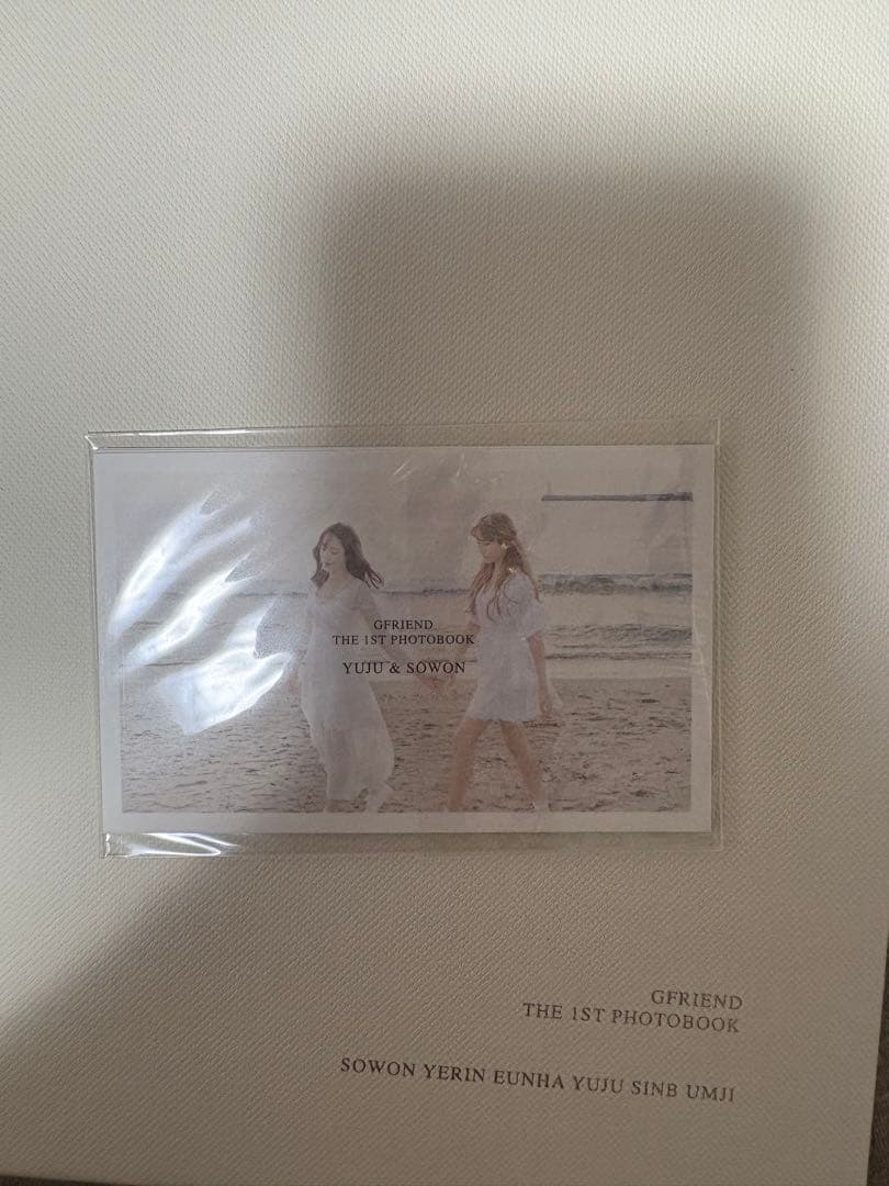 タワレコ トレカ付き】GFRIEND 1st Photobook