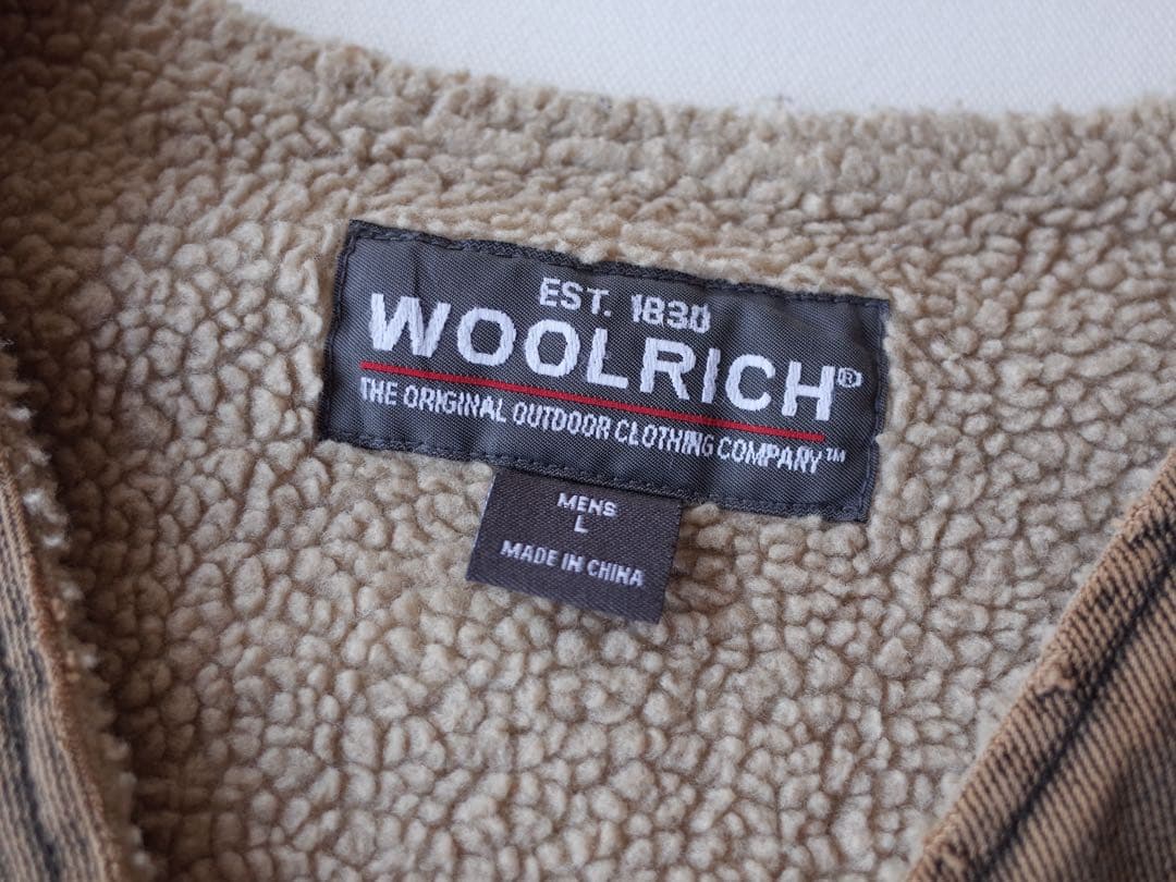 Woolrich ウールリッチ 裏ボア コットンベスト ジップアップ カーキ茶