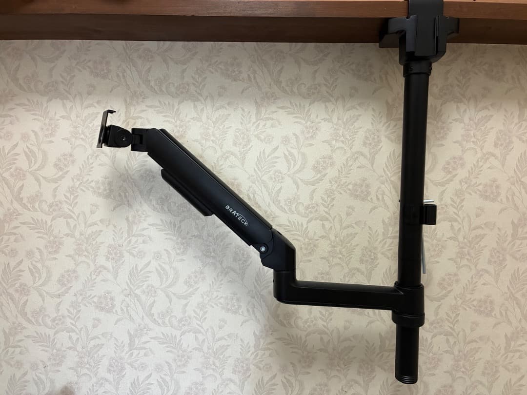 ガススプリング式 モニターアーム／ブラック ガススプリング式モニターアーム(高耐荷重シングル1画面/支柱