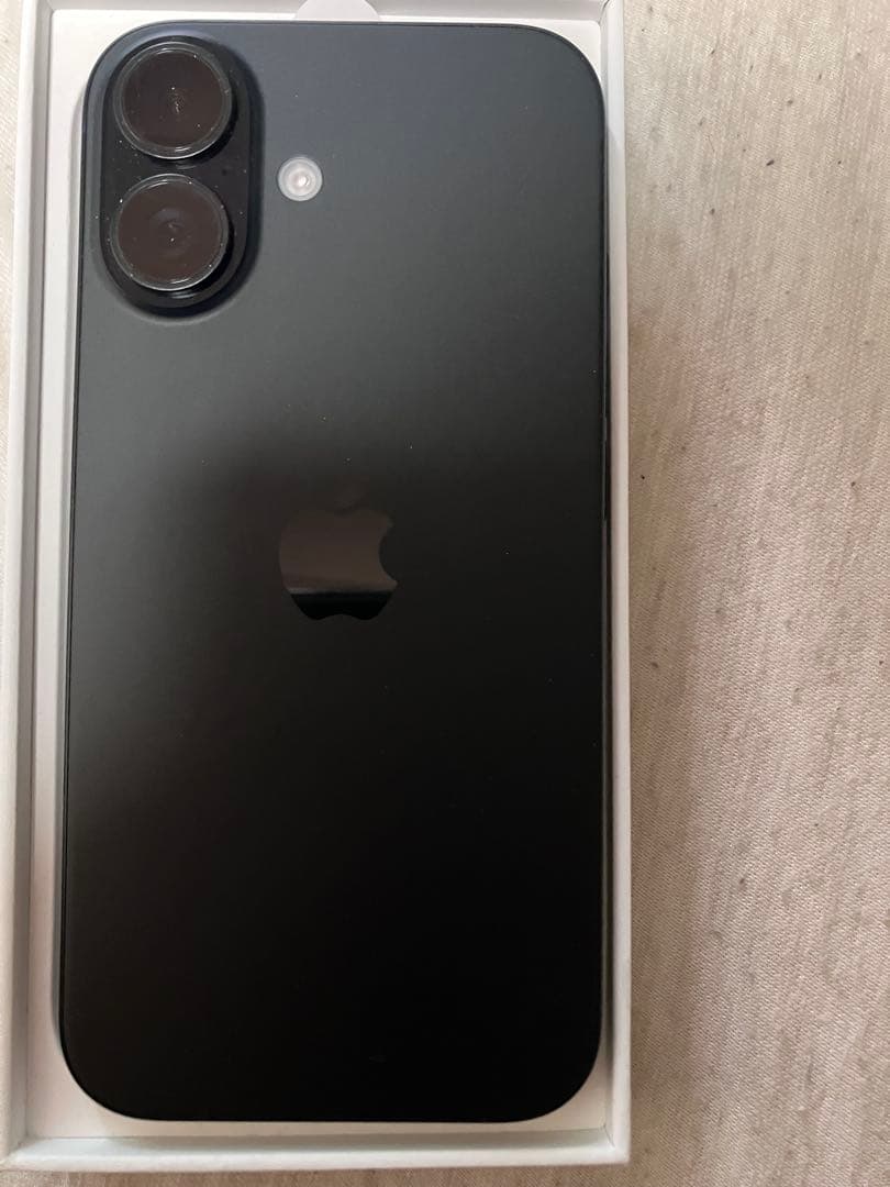 た*け様 iPhone16 ブラック　128GB Amazon | Apple iPhone 16 (128 GB) - ブラック SIMフリー 5G対応
