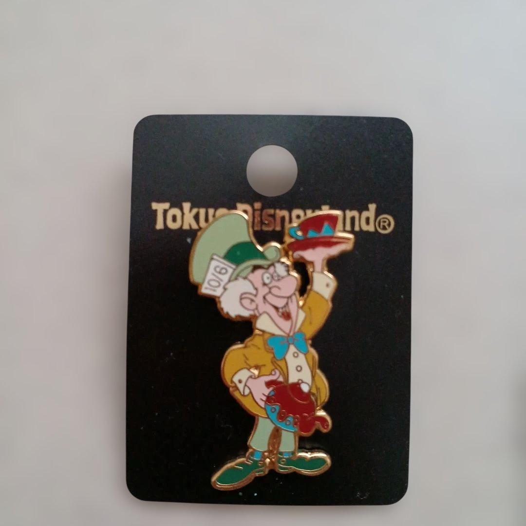 ディズニーピンバッジ マッドハッター 不思議の国のアリス 2個セット