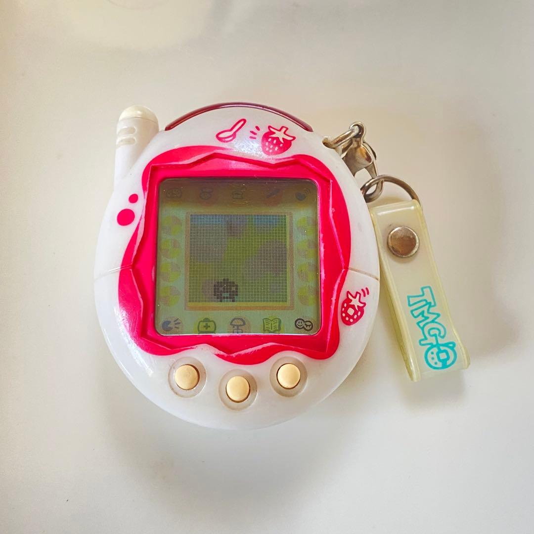 祝ケータイかいツー！たまごっちプラス いちごよーぐると - メルカリ