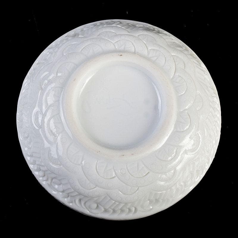 茶道具 平戸焼 十五代 中里茂右ェ門作 白磁雲龍彫 香合 共布共箱 V