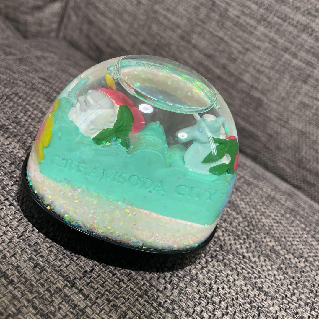 クリームソーダシティ スノードーム 長尾謙一郎サイン入り - メルカリ