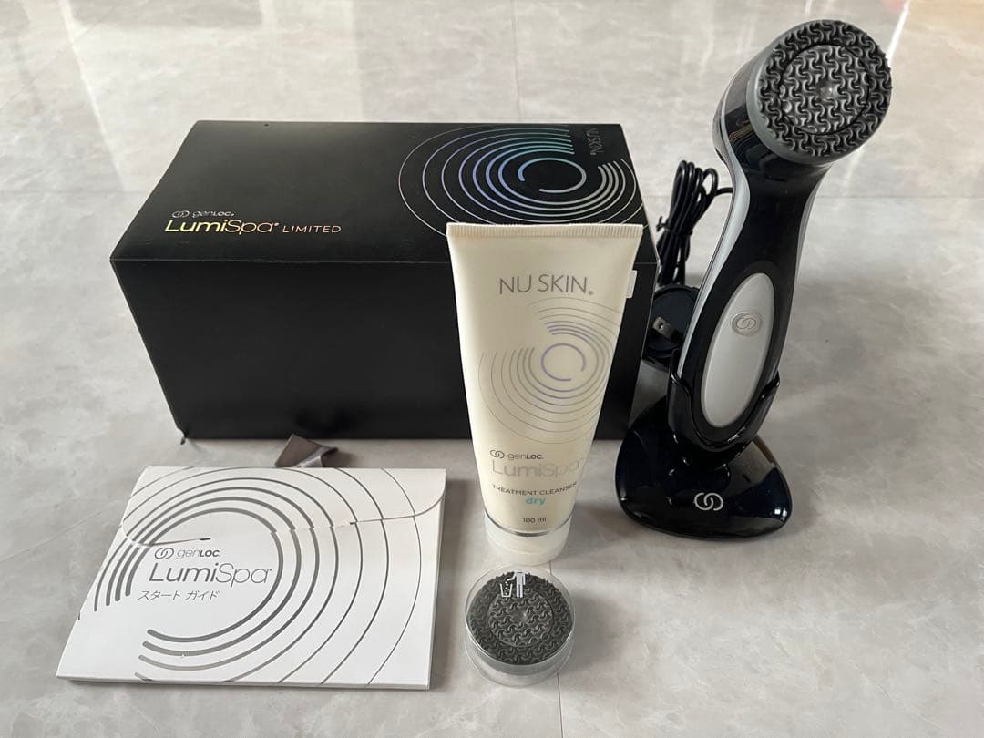 Nu Skin LumiSpa Limited ブラックルミスパ新品ヘッド付き NUSKIN ニュースキン genloc ルミスパ ブラック 限定品 限定色genLOC