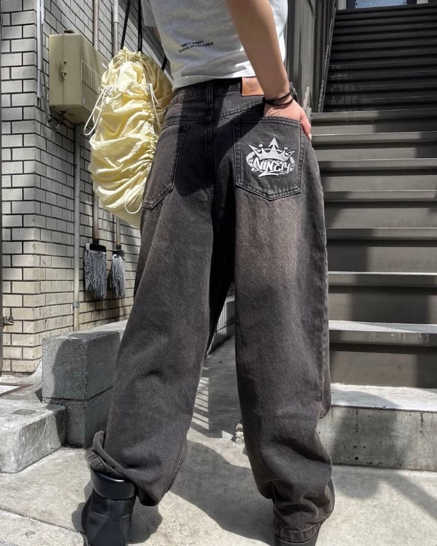 未使用 9090 King Logo Wide Tuck Denim S - メルカリ