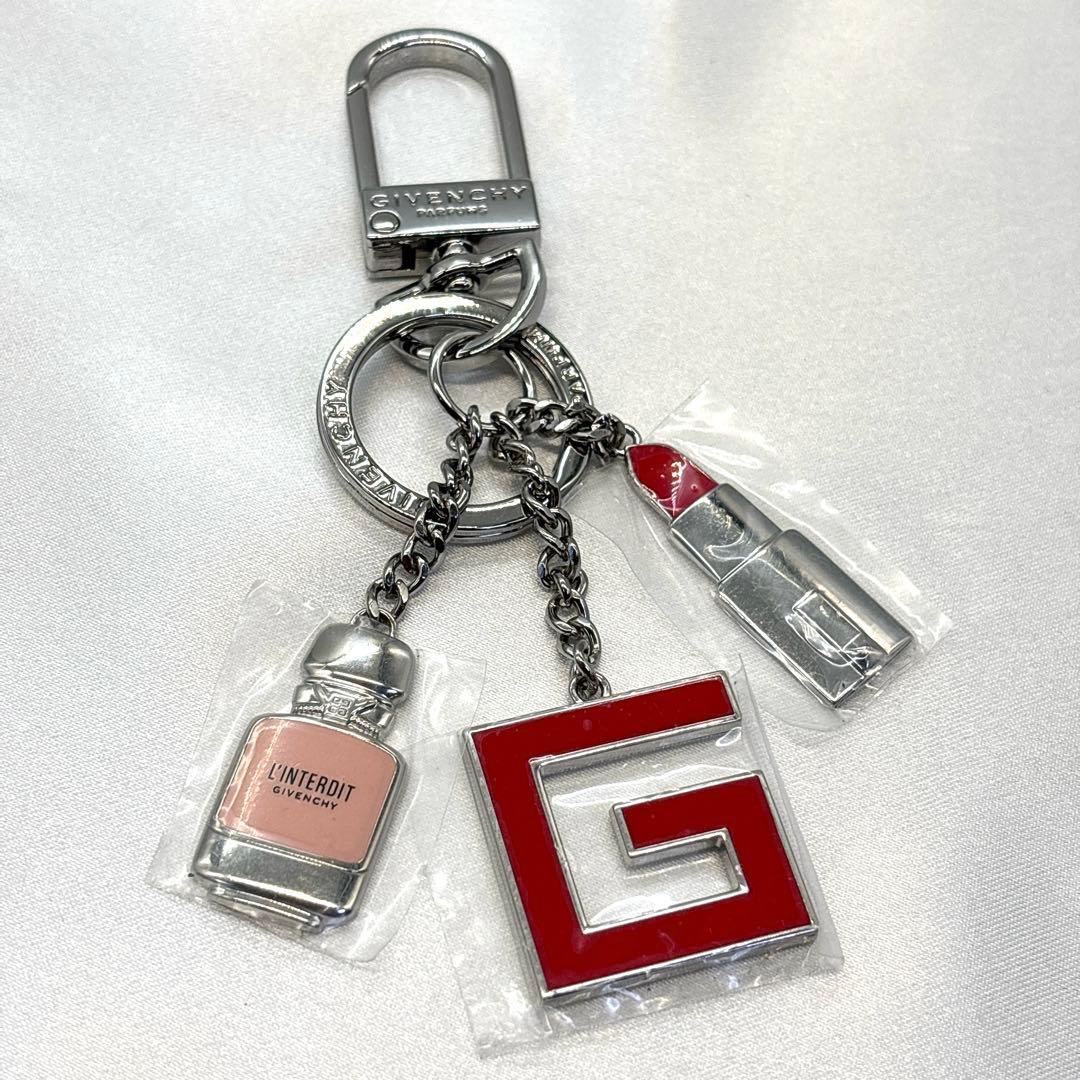 GIVENCHY ジバンシィ キーホルダー キーリング 香水 リップ Gロゴ
