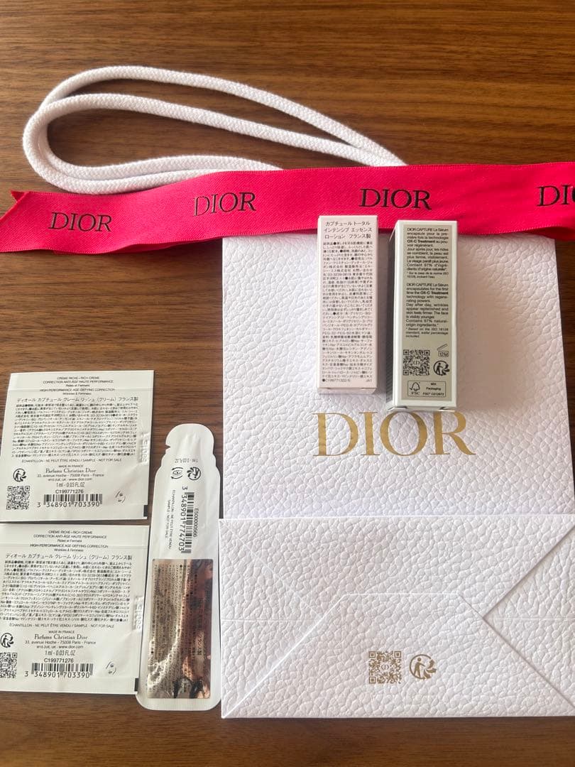 Dior Capture Totale トライアルセット - メルカリ