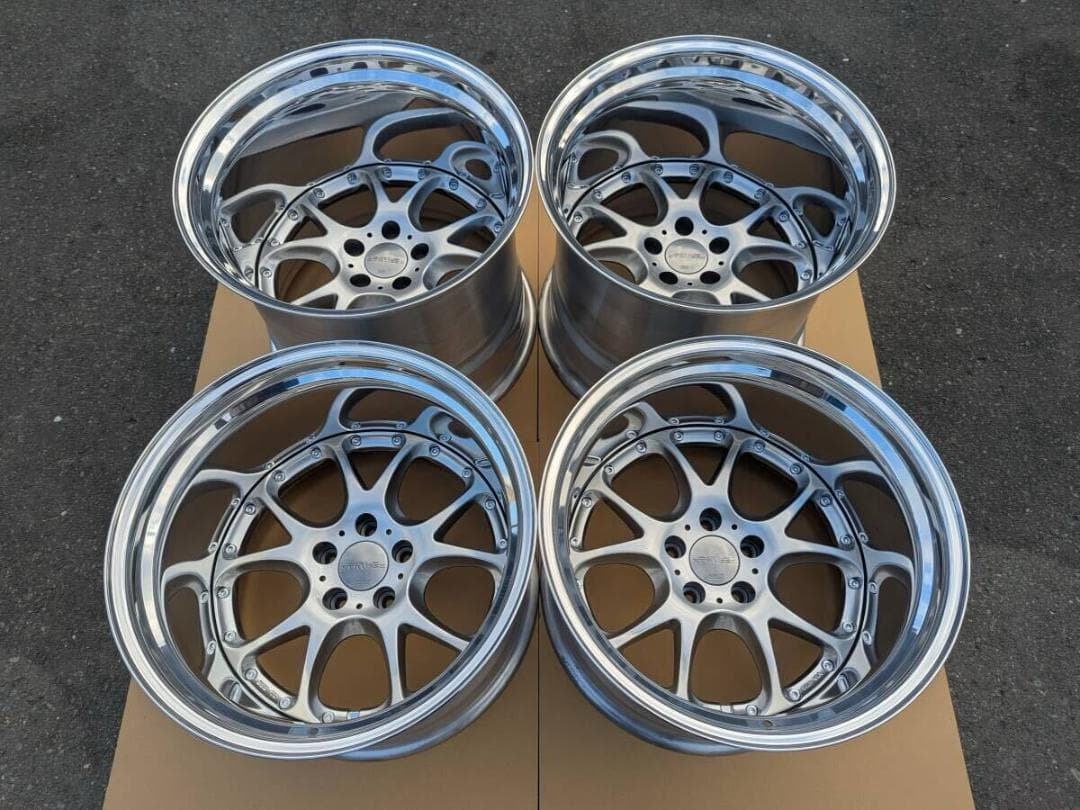 美品 極太 深リム SSR エイグル ストラッセ 18インチ 4本 リバレル