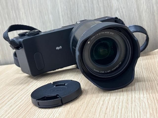SIGMA シグマ dp0 Quattro デジタルカメラ シグマ、高性能50mmF2.8レンズ搭載デジカメ「SIGMA dp3 Quattro