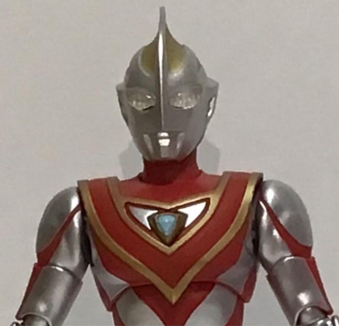 真骨彫ウルトラマンガイアV1 リペイント塗装代行 - メルカリ