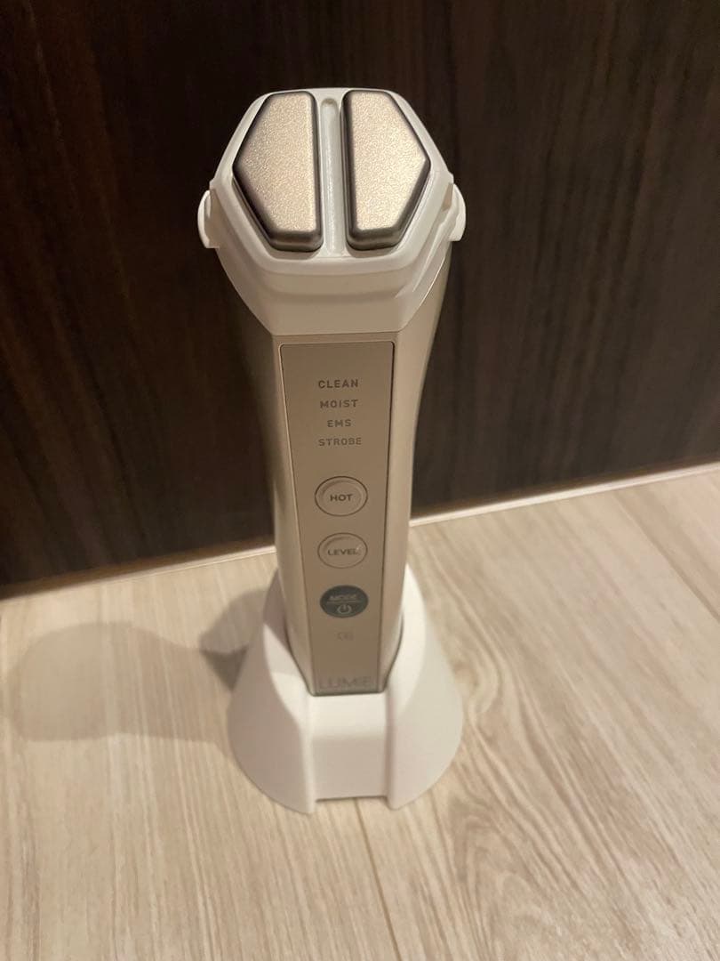 LUMIE 美顔器 多機能 LUMiEでお手入れが 美肌維持の最短ルート | NARIS ONLINE STORE