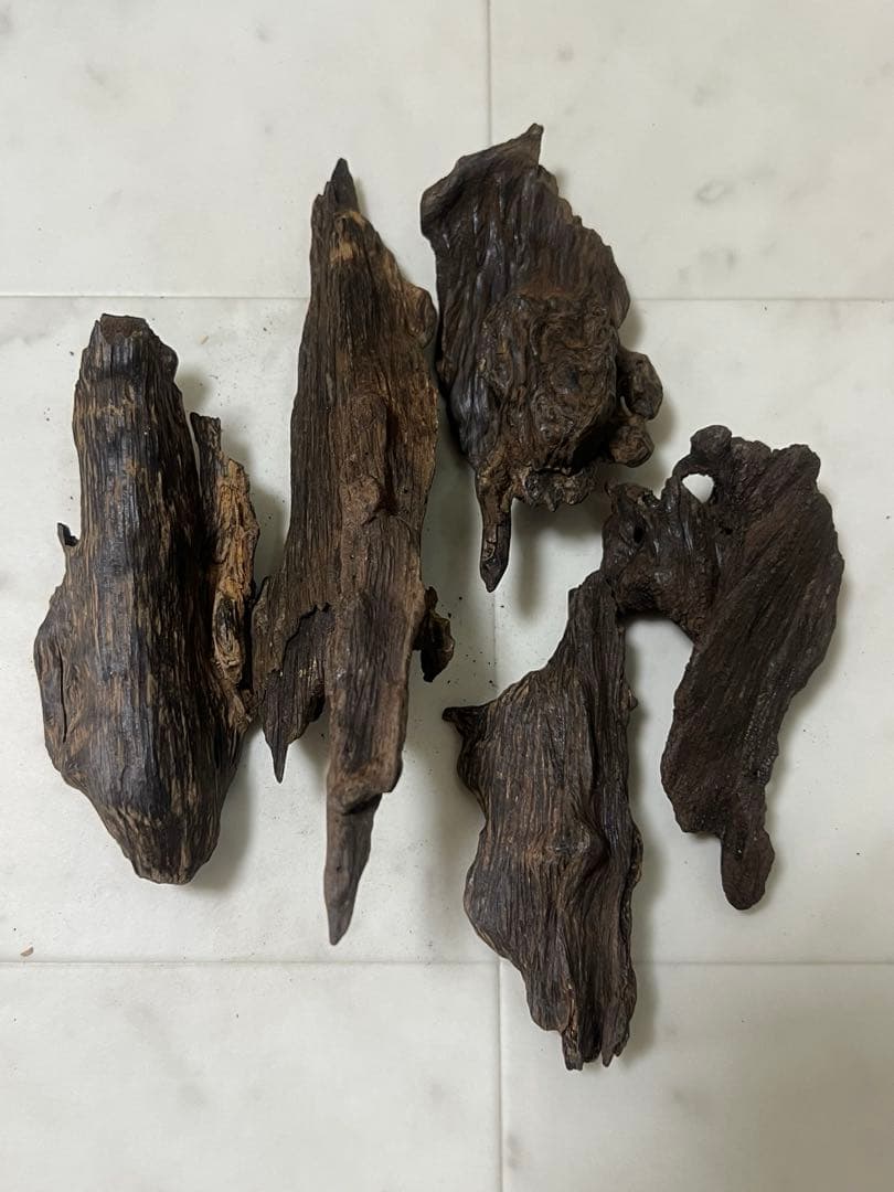 ◆お買い得◆ 沈香 香木 お香 140.0g 13