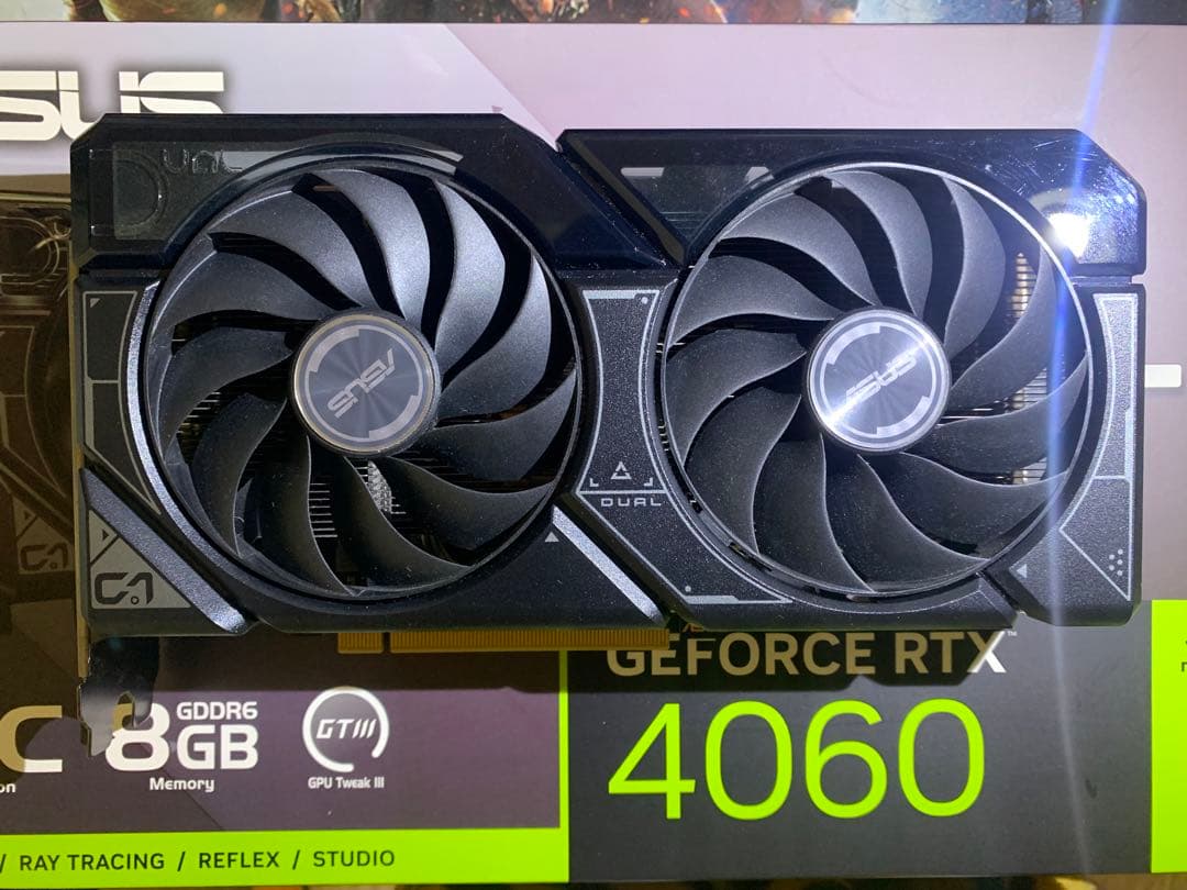 グラフィックボード・グラボ・ビデオカード ASUS GeForce RTX 4060 OC Amazon | ASUS DUAL GeForce RTX 4060 OC エディション 8GB GDDR6