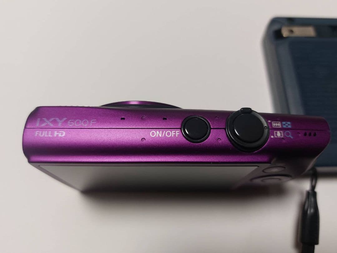 Canon IXY600f バッテリー、取説他つき