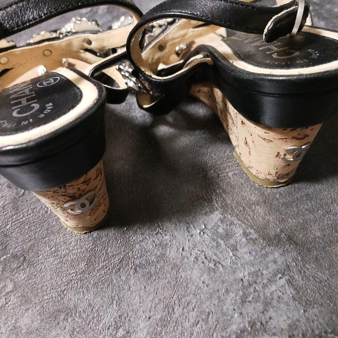CHANEL ブラック フラワーモチーフ サンダル 36 - メルカリ