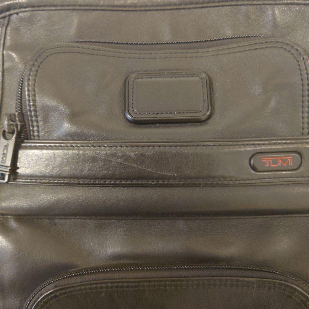 TUMI ビジネスバッグ レザー - メルカリ