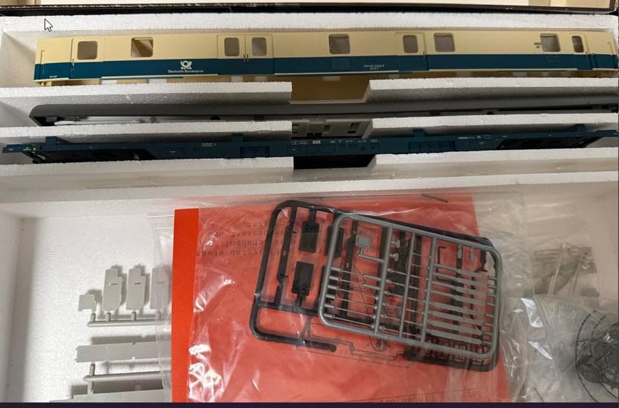 国鉄 キハ80系 気動車 3両セット HOゲージ (金属製 /カツミ製） キハ