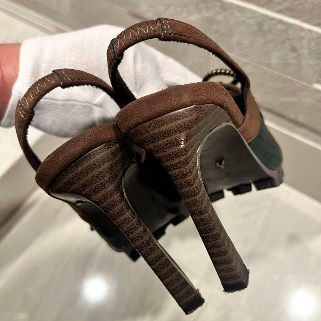 美品】YELLO ALTERNA SNEAKER HEELS スニーカーヒール - メルカリ