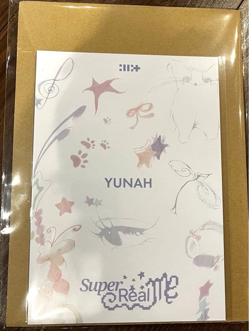 ILLIT ユナ 直筆サイン入りビジュアルカード【ユニバーサル
