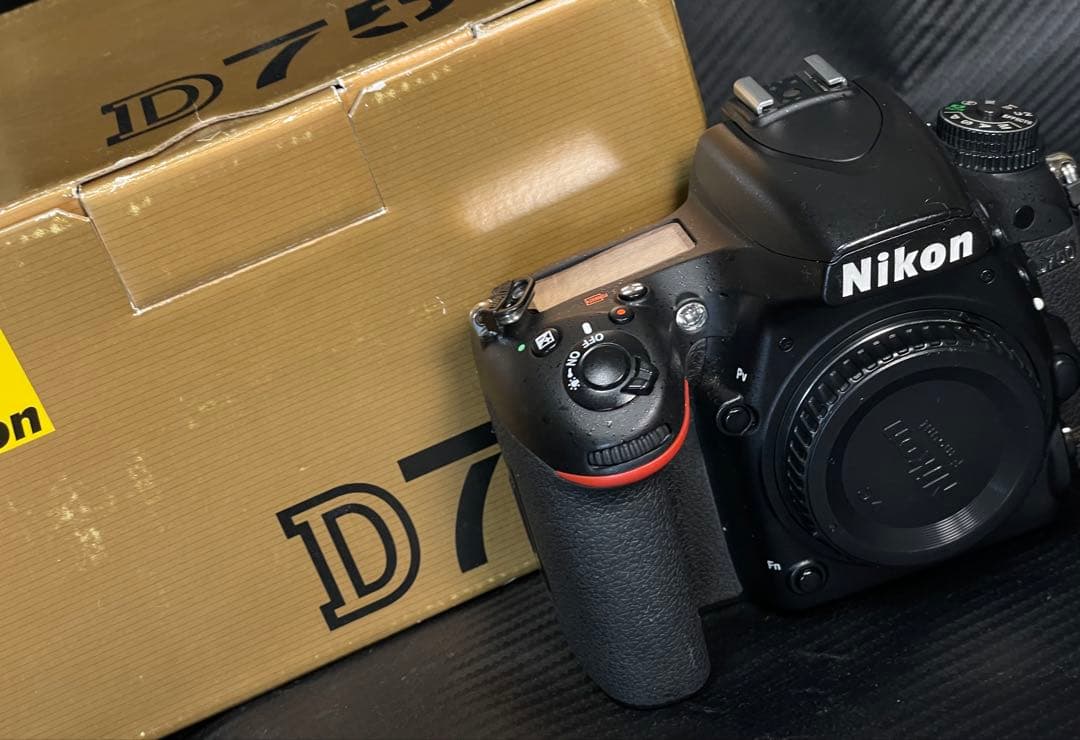 【シャッター2.3万回】ニコン Nikon D750【程度良好】 2040万画素グローバルシャッター搭載 Nikon ZXが1年以内に登場との噂