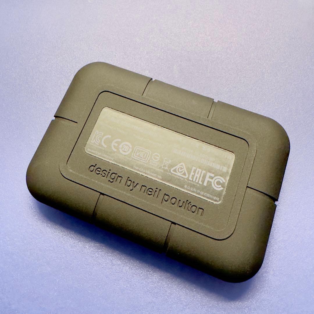 美品 ラシー LaCie ポータブルSSD 2TB Rugged SSD Pro - メルカリ