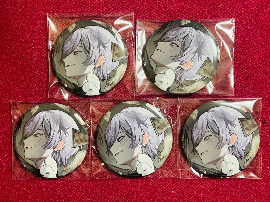 いれいす 初兎くん 缶バッジ ペア曲 NoTax - メルカリ