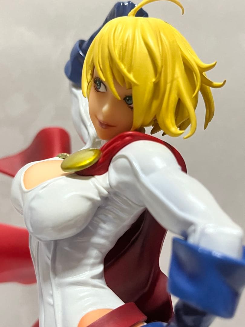 DC COMICS美少女パワーガール フィギュア（今出先のため12/5以降発送