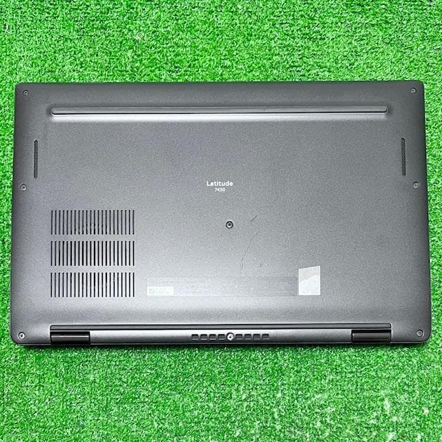 《良品》2in1コンバーチブル！第12世代i7！新品SSD！タッチパネル！デル