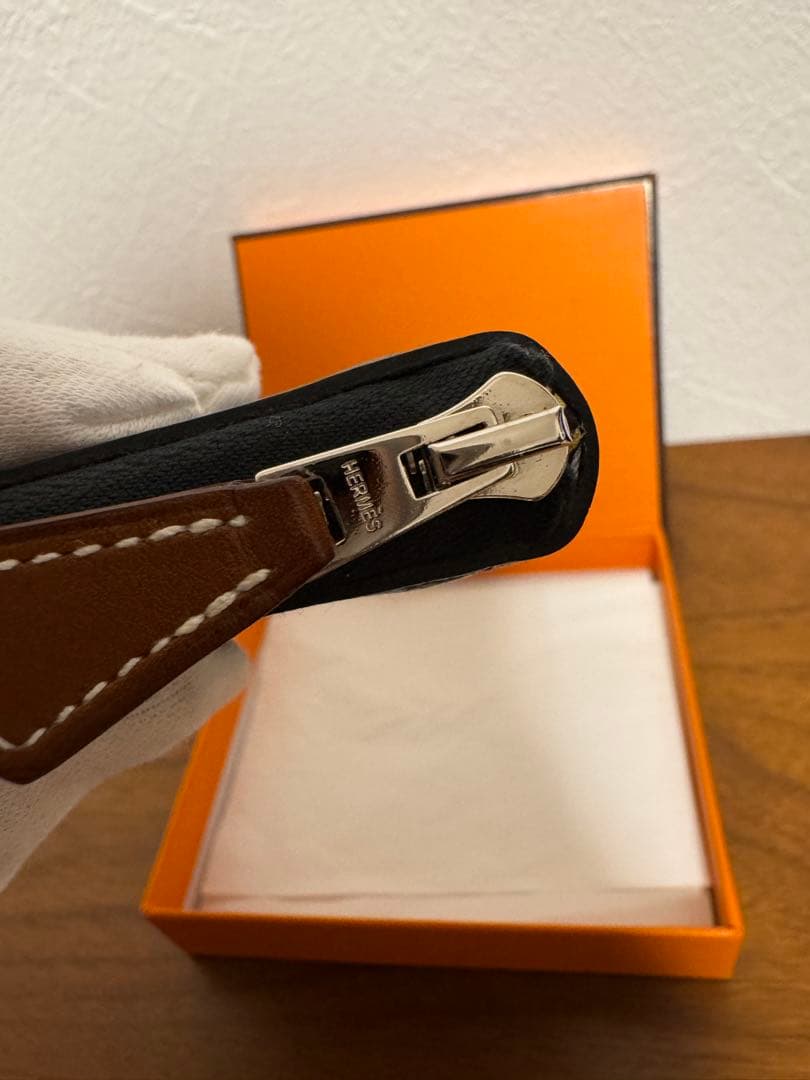 エルメス シルクインコンパクト キャバン ノアール - メルカリ