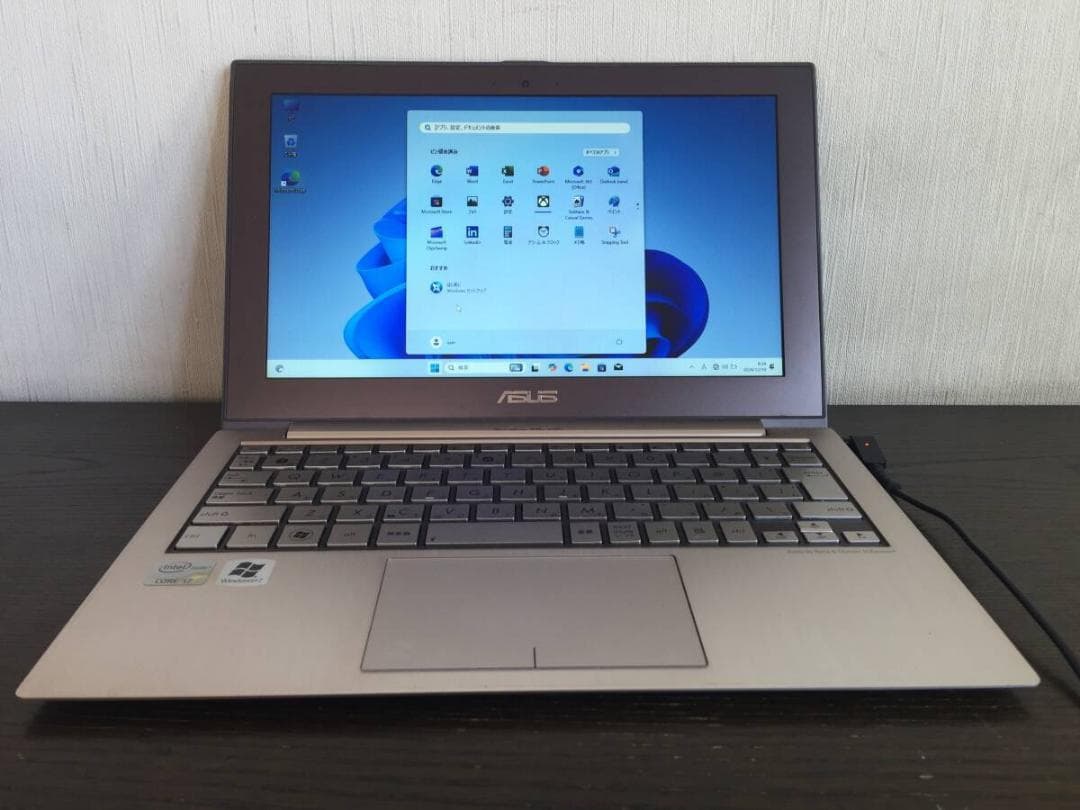 ASUS UX21E 11.6 型TFT液晶 薄型・コンパクトノートパソコン