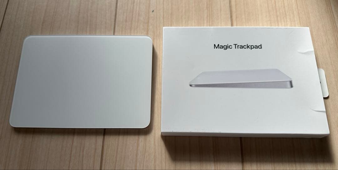 Magic Trackpad ホワイト 本体とケーブル付き Amazon | Twelve South MagicBridge | Apple Magic Trackpad 2とApple