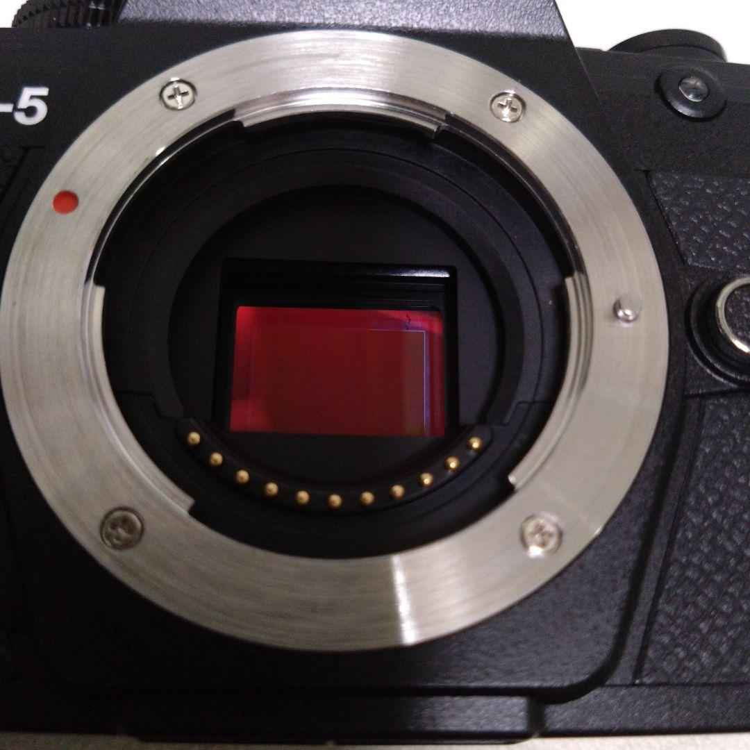美品 OLYMPUS OM-5 ショット数1475回 バッテリー等おまけ - メルカリ