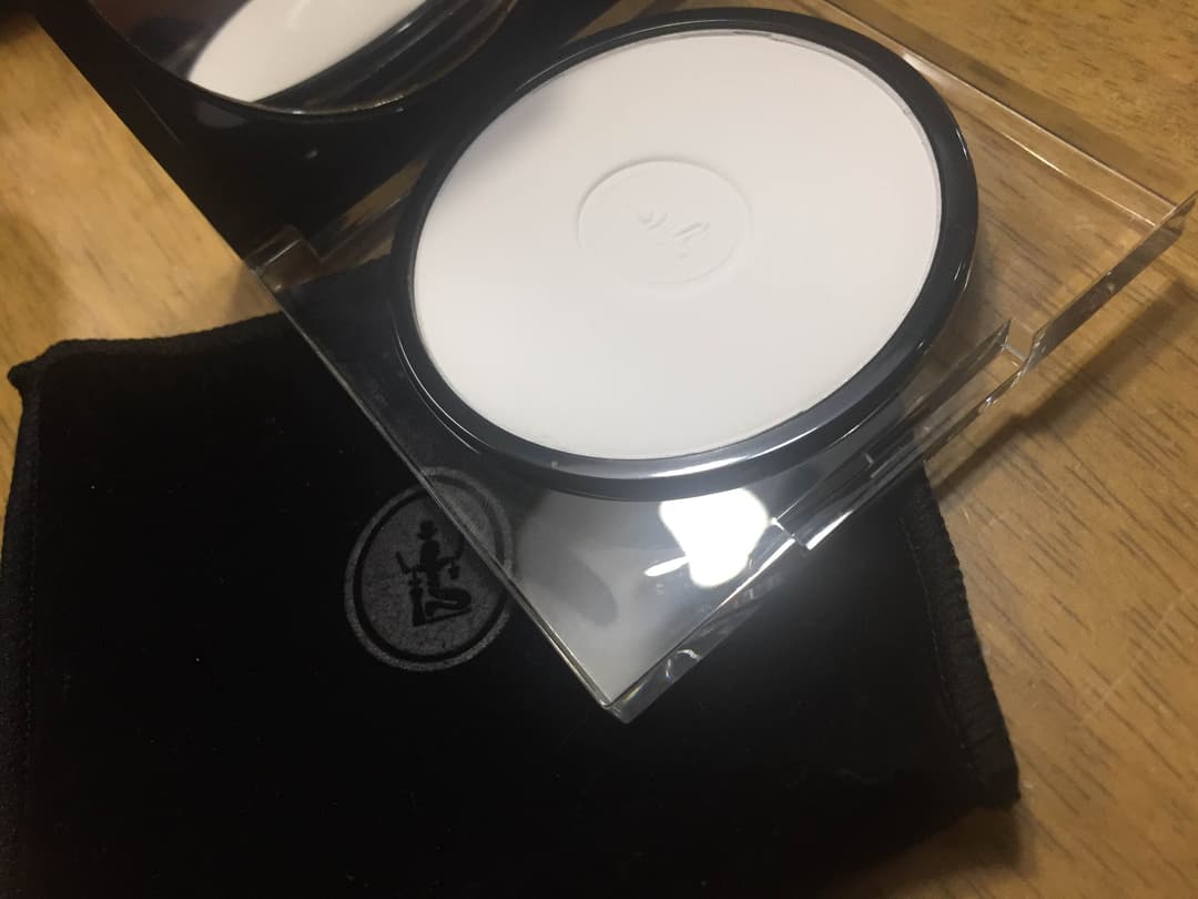 チーク、フェース＆アイカラー、フェイスパウダー、鏡