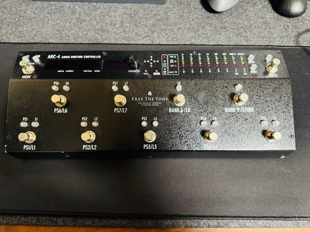 ARC-4 FREE THE TONE スイッチャー Free The Tone ARC-4 [AUDIO ROUTING CONTROLLER] ｜イケベ楽器店